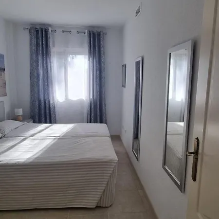 Apartment Planta Baja Con Piscina A Tres Min De La Playa